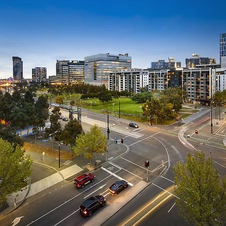 Quest Docklands Aparthotel Melbourne Bagian luar foto