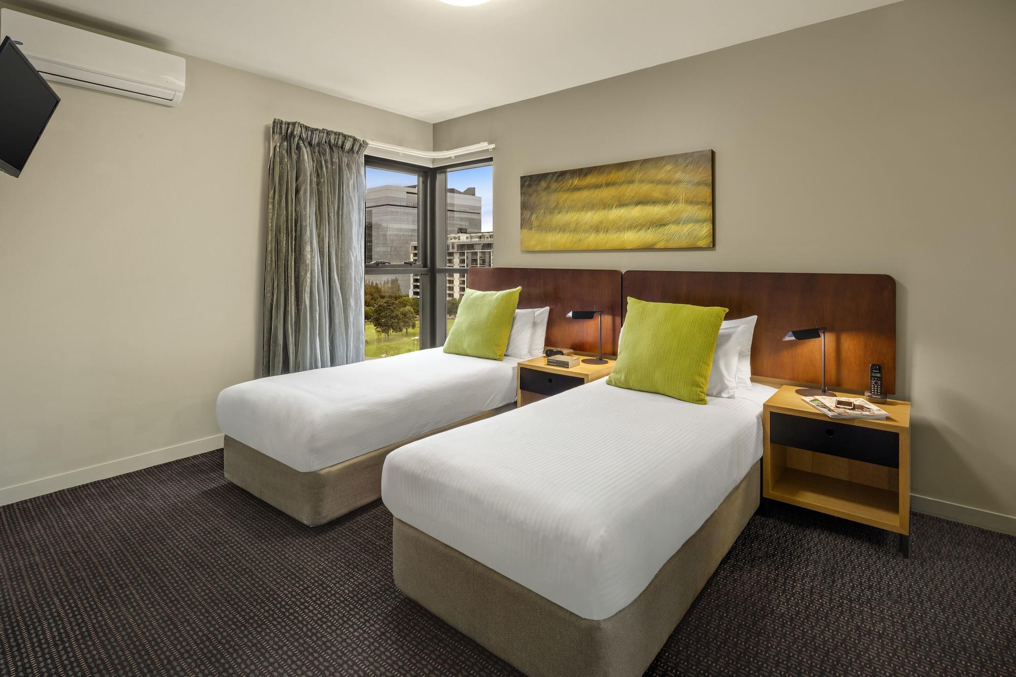 Quest Docklands Aparthotel Melbourne Bagian luar foto