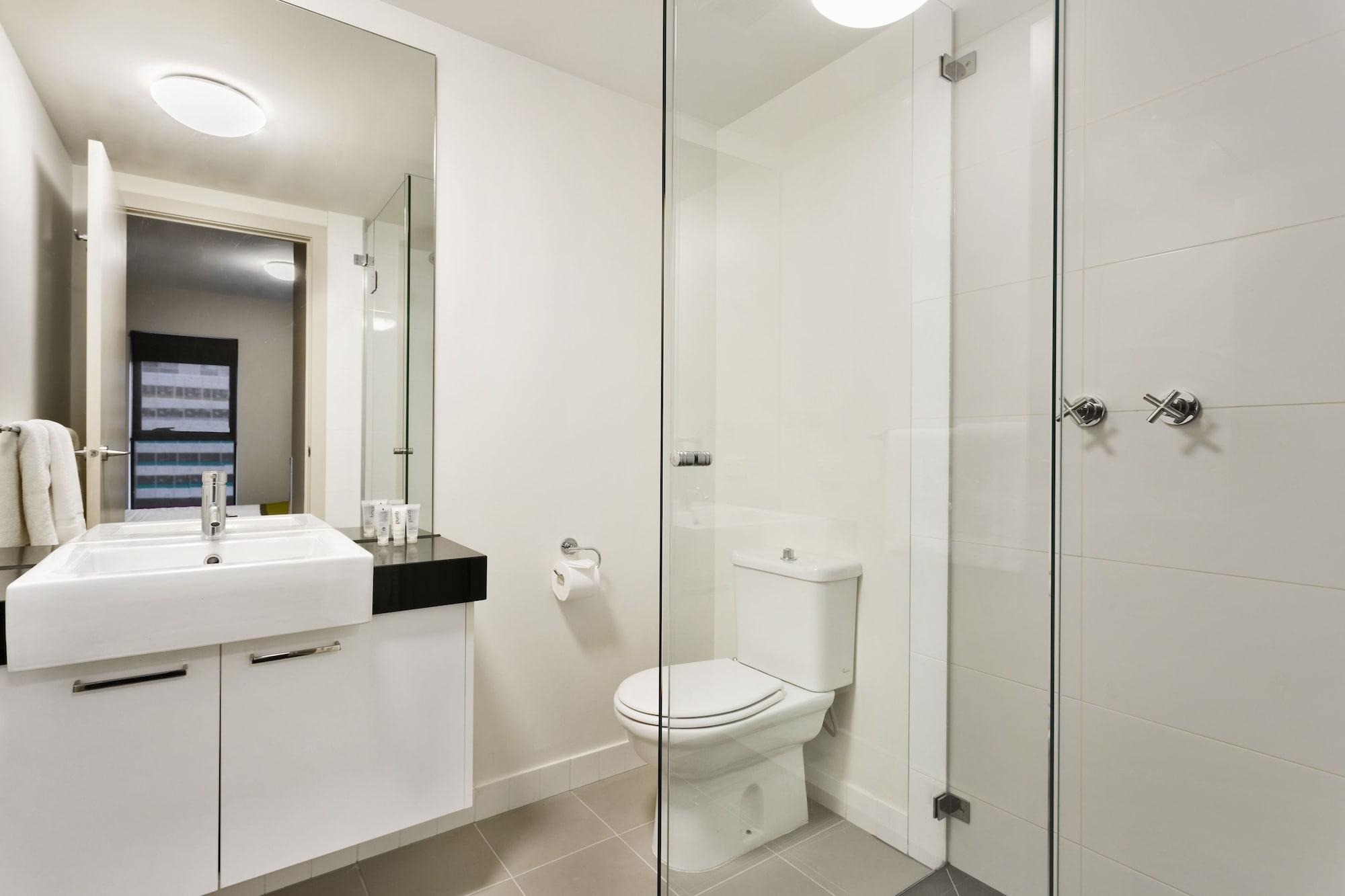 Quest Docklands Aparthotel Melbourne Bagian luar foto