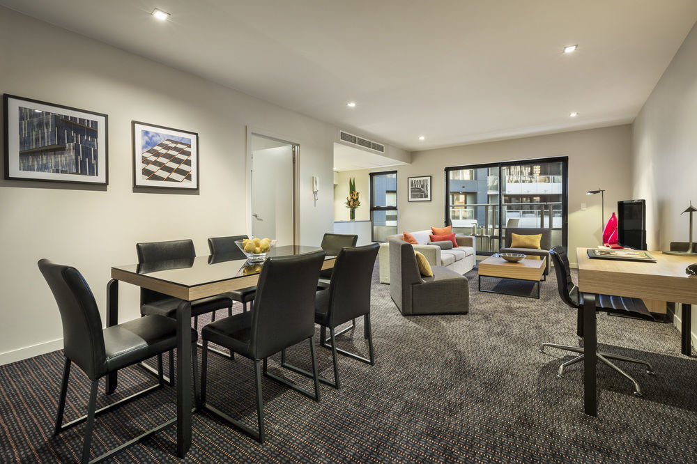 Quest Docklands Aparthotel Melbourne Bagian luar foto