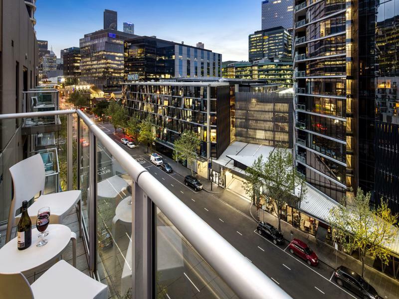 Quest Docklands Aparthotel Melbourne Bagian luar foto